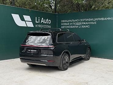 Продажа авто: Lixiang L9: 2025 г., 1.5 л, Автомат, Гибрид, Внедорожник — 3