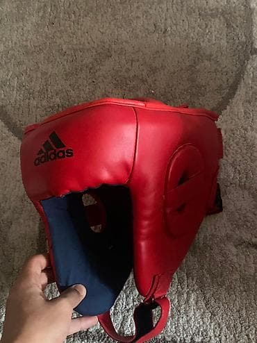 Спорттук сумкалар: Продам боксерский комплект: шлемы, перчатки, лапы Продаю полный набор — 8