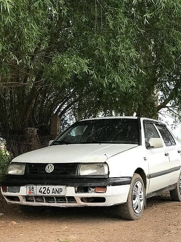 Volkswagen Vento: 1996 г., 1.8 л, Газ, Седан — 1