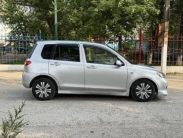 Mazda Demio: 2003 г., 1.5 л, Автомат, Бензин, Хэтчбэк