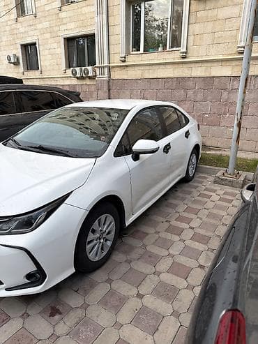 можно обмен: Toyota Corolla: 2020 г., 1.2 л, Вариатор, Бензин — 3