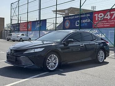 Toyota Camry: 2018 г., 2.5 л, Автомат, Бензин, Седан