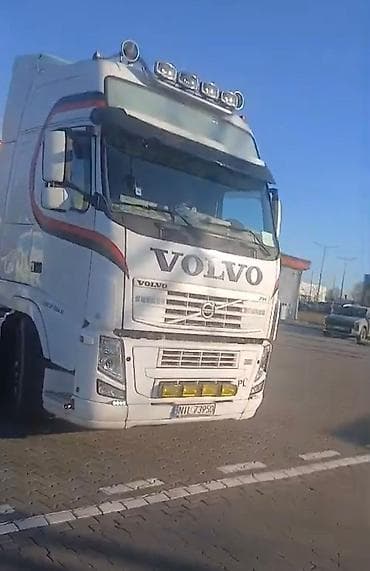 belarus 82: Тягач, Volvo, 2012 г. — 3