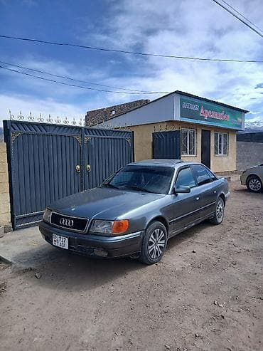 chrysler 300c: Audi 100: 1991 г., 2 л, Бензин, Седан — 4