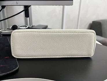 acne studio: Сумка-кейс женская, белая, компактная - Формат: прямоугольный — 4