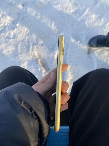 redmi note 10 lite: IPhone 11, Сары, 75 % — 6