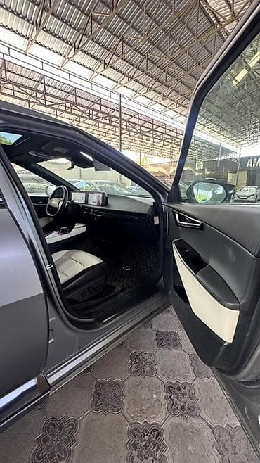 byd e2 2023: Kia EV6: 2023 г., Автомат, Электромобиль, Кроссовер — 5