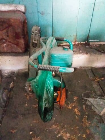 бензопила в аренду: Бензопила "Дружба" с цепью. Работает. Запускали все норм — 1