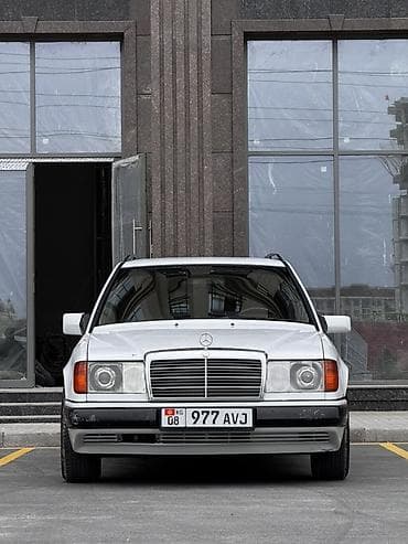 мотор морнинг: Mercedes-Benz E-Class: 1992 г., 2.3 л, Автомат, Бензин, Универсал — 3