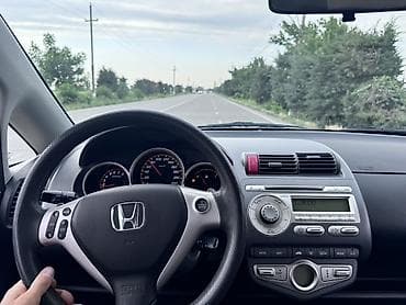 jaguar s type: Honda Jazz: 2007 г., Хэтчбэк — 5