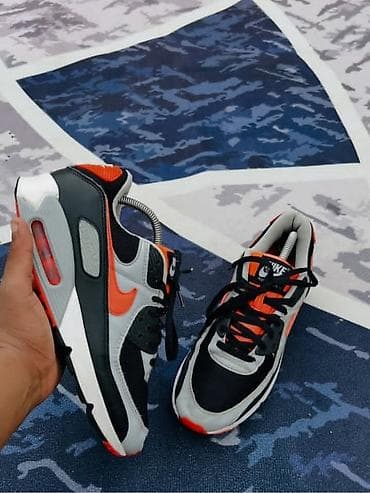 обувь jordan: Мужские кроссовки, 42, Nike, Б/у, цвет - Черный, Самовывоз, Платная доставка — 1