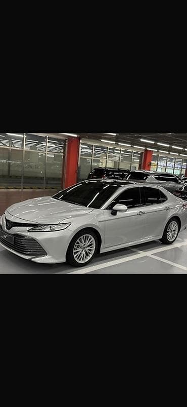 Toyota Camry: 2019 г., 2.5 л, Автомат, Бензин, Седан — 5
