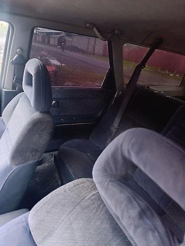 усилитель субару: Mazda 626: 1988 г., 2 л, Ручные, Газ, Универсал — 8