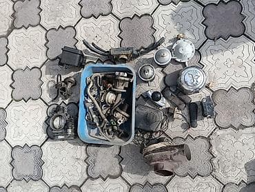 автол: Автозапчасти и аксессуары — подборка одним лотом Состав на фото: - — 2