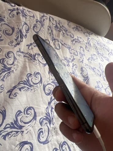 чехол iphone 7 plus: IPhone X, Колдонулган, 64 ГБ, Кара, Кабель — 1