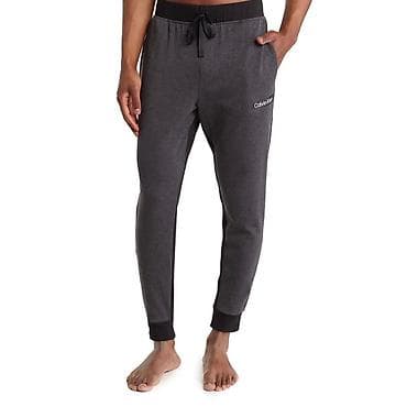 CALVIN KLEIN. Обновите свою повседневную одежду в этих джоггерах