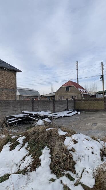 участки и дома: 4 соток, Для строительства, Красная книга — 4