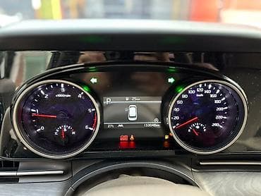 Kia Carnival: 2020 г., 2.2 л, Автомат, Дизель, Минивэн — 10