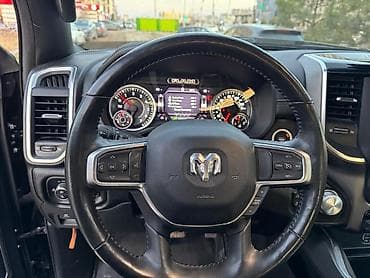 крайслер додж: Dodge Ram 1500: 2019 г., 5.7 л, Автомат, Бензин, Пикап — 9