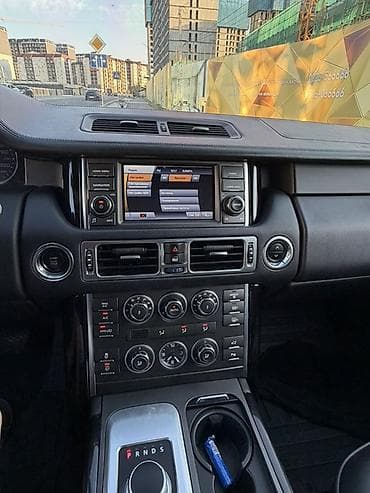 Продажа авто: Land Rover Range Rover: 2012 г., 4.4 л, Типтроник, Дизель, Внедорожник — 8
