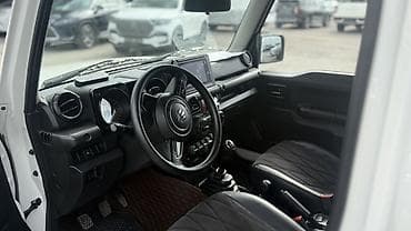 jet sky: Suzuki Jimny: 2023 г., 1.5 л, Механика, Бензин, Внедорожник — 3
