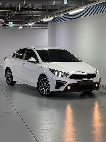 Kia K3: 2022 г., Седан