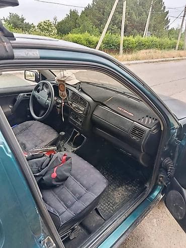 салон на гольф 3: Volkswagen Golf: 1994 г., 1.8 л, Механика, Бензин, Хэтчбэк — 2