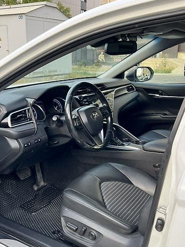 byd leopard: Toyota Camry: 2017 г., 2.5 л, Автомат, Бензин, Седан — 5