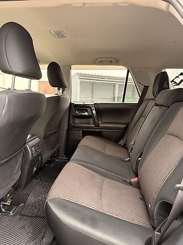 редкая машина: Toyota 4Runner: 2020 г., 4 л, Автомат, Бензин, Внедорожник — 7