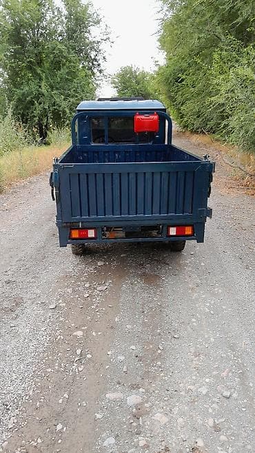 m5 e34: Легкий грузовик, Стандарт, До 1 т, Б/у — 4