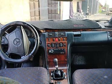 Унаа сатуу: Mercedes-Benz E-class AMG: 1997 г., 3.2 л, Кол менен иштөөчү, Бензин, Седан — 4