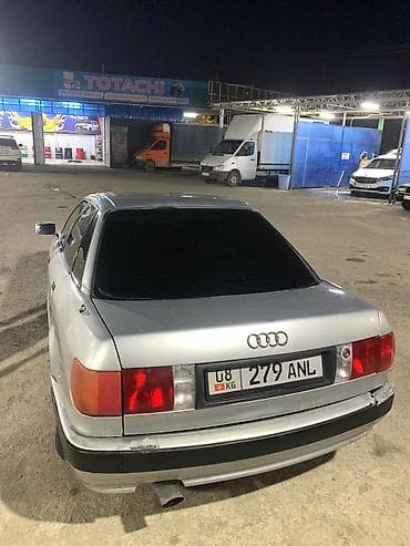 Audi: Audi 80: 1993 г., 2 л, Механика, Бензин, Седан — 3