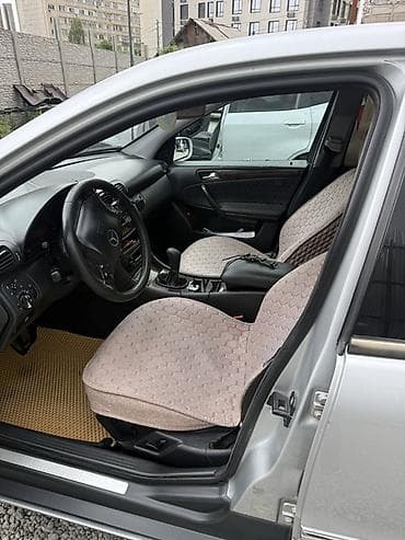Продажа авто: Mercedes-Benz C-Class: 2001 г., 3.2 л, Механика, Бензин, Седан — 1