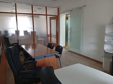 Коммерческая недвижимость: Сдается офис в районе Военторга. Площадь: 75 м² Этаж: 1 из 5 — 3