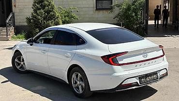 автопилот: Hyundai Sonata: 2019 г., 2 л, Автомат, Бензин, Фастбек — 5