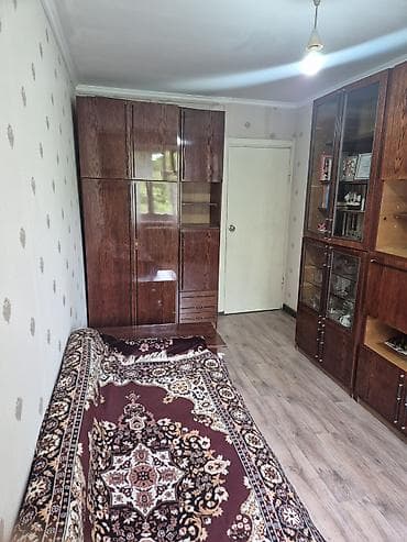 без хозяин: 3 комнаты, 58 м², 104 серия, 2 этаж, Старый ремонт — 7