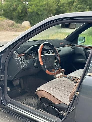 мерседес тягач: Mercedes-Benz E-Class: 1998 г., 3.2 л, Автомат, Газ, Седан — 9