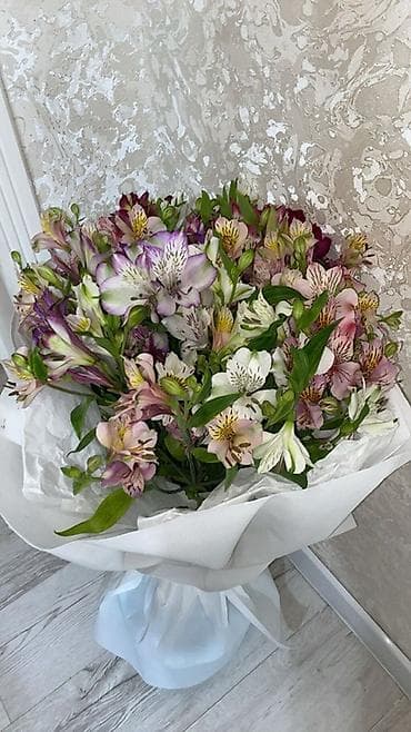 Дом и сад: Букет из альстромерий - Пышная композиция из разноцветных — 2