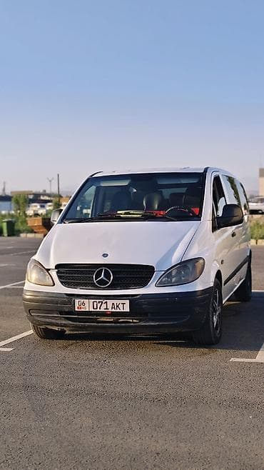 Mercedes-Benz Viano: 2004 г., 2.2 л, Кол менен иштөөчү, Дизель, Вэн/Минивэн — 3
