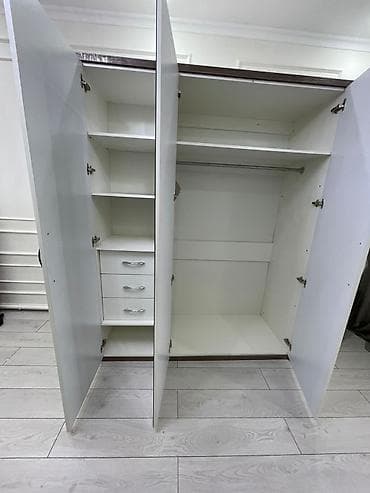 шкаф кийим: Шифоньерлер, кийидер үчүн шкафтар, Түз — 4