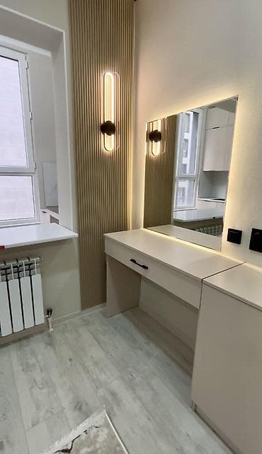 4 комнаты: 1 комната, 25 м², 4 этаж, Дизайнерский ремонт — 4
