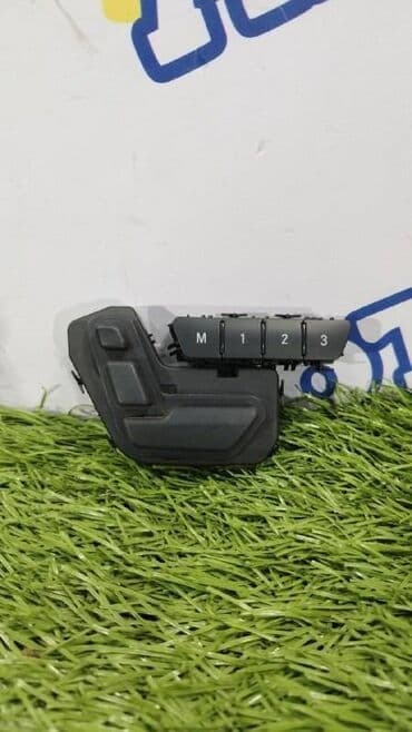 e35: Mercedes-Benz W212 E350 v-3.5 2010 год джойстик управления — 1