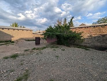 продается кашара: Дом с подвалом с участком 6 соток по адресу Светлая 55 - Одноэтажный — 7