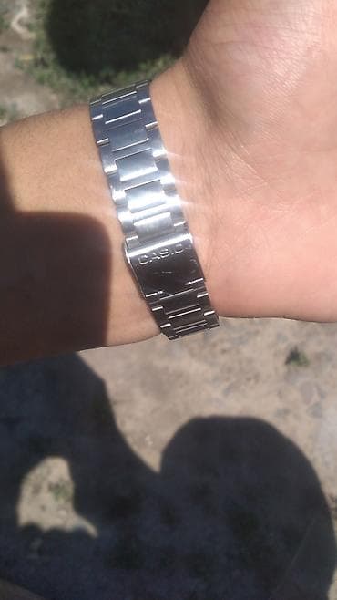 арзан саат: Классикалык сааттар саат, Casio, Суу өткөрбөөчү, Эркектердики, Колдонулган — 4