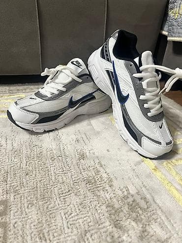 Мырзалардын бут кийими: Эркектердин кроссовкасы, 42, Nike, Жаңы, түсү - Ак, Өзү алып кетүү — 4