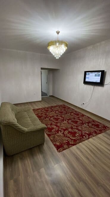 мкр улан 2 продаю квартиру: 2 комнаты, 36 м², Индивидуалка, Косметический ремонт — 2