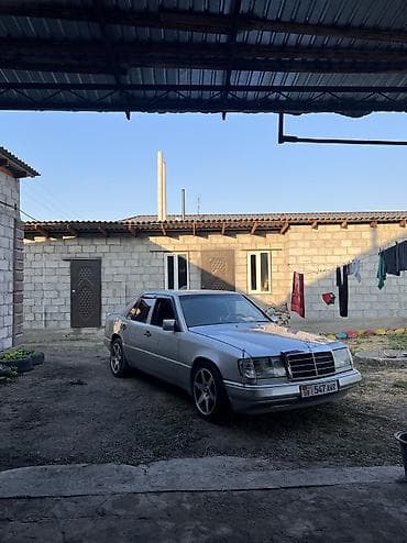 2 4 д: Mercedes-Benz W124: 1991 г., 2 л, Механика, Бензин — 2