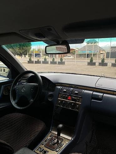 lexus ls400: Mercedes-Benz E-Class: 1999 г., 2.4 л, Автомат, Бензин, Седан — 10