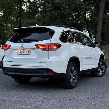 50 000: Toyota Highlander: 2019 г., 3.5 л, Автомат, Бензин, Кроссовер — 3