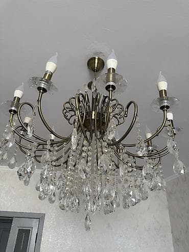 барокко: Классическая потолочная люстра со стеклянными подвесками (Торг уместен — 2